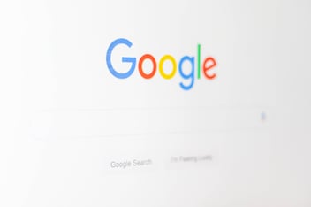 Comment une FAQ dynamique améliore le SEO de votre site web ?