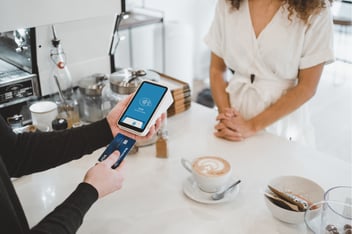 Selfcare et E-commerce, accompagnez vos utilisateurs tout le long de leur parcours d’achat