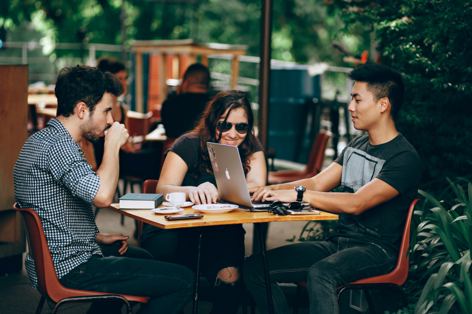 Pourquoi les Millennials revisitent la relation client ?